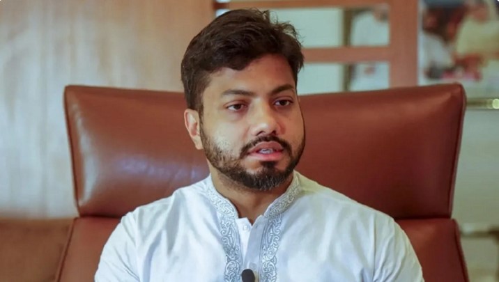 রাতে বললেন গুজব, সকালে ভোল পাল্টালেন ইশরাক, দুপুরে দেবেন পদত্যাগের ঘোষণা